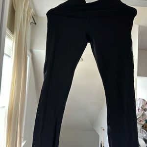 Black lululemon leggings